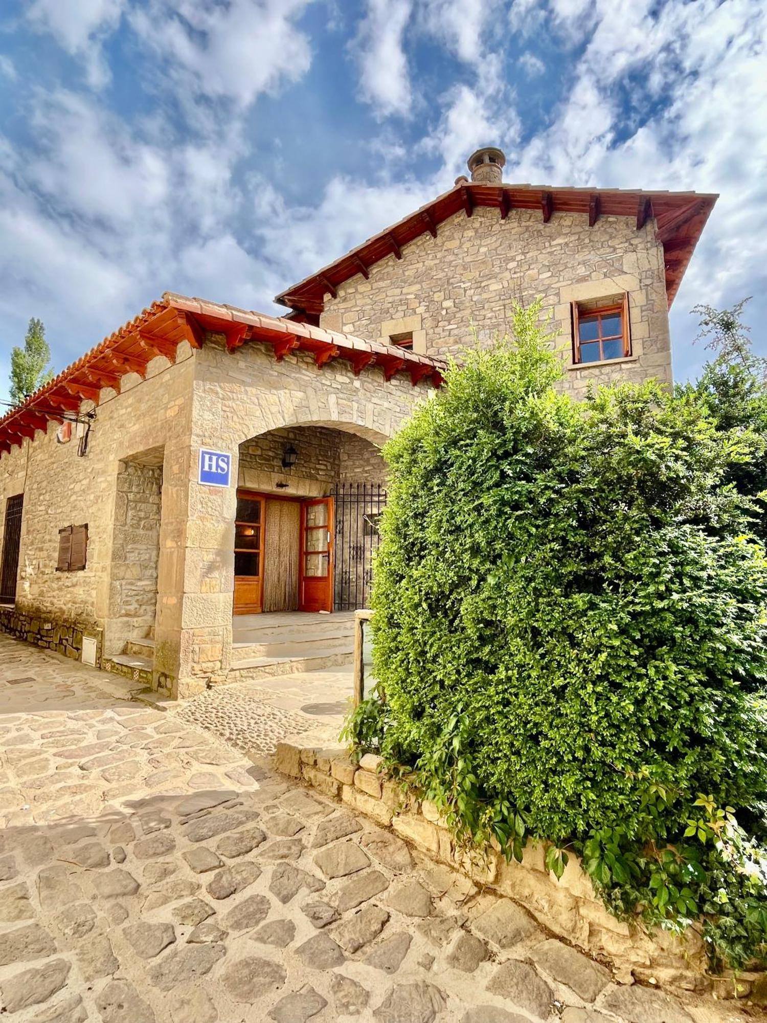 Posada Ostablaus Longas المظهر الخارجي الصورة